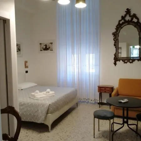 Glam Luxury Lorenzo Гостевой дом