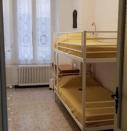 Glam Luxury Lorenzo בית הארחה לה ספציה